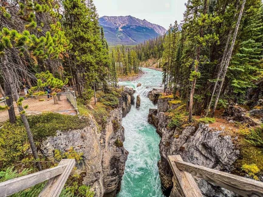 Emerald Lake, Lake Louise, Johnston Lake & Banff Gondola - Moraine Lake vs. Lake Minnewanka: Plan Around the Season, Not Your Mood