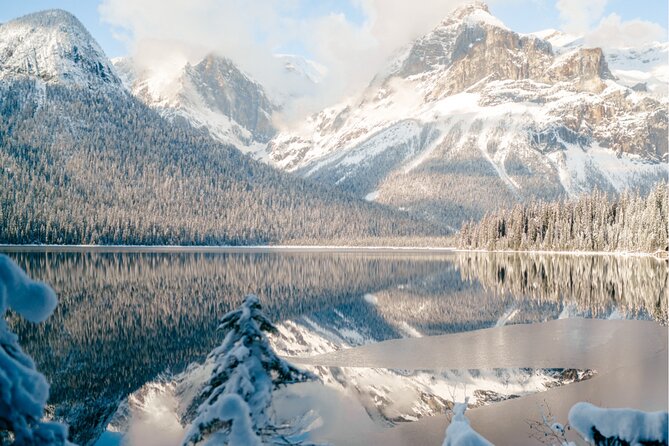 Emerald Lake,Natural Bridge, Wapta Falls & Takakkaw Falls in Yoho - Takakkaw Falls in Summer, Marble Canyon in Winter
