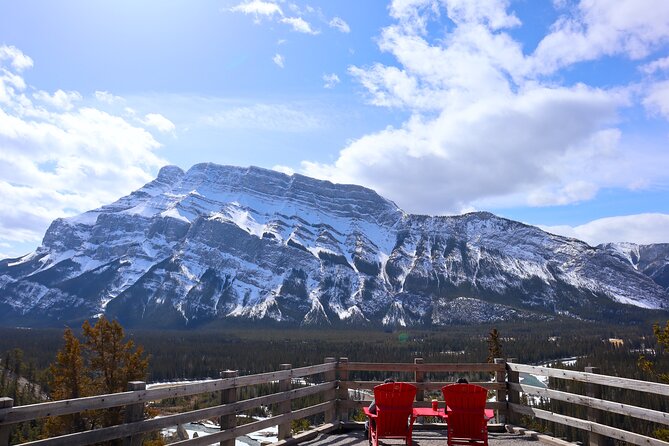 Explore Banff National Park with Our Premium Day Tour - Surprise Corner and Fairmont Banff Springs: a short stop with a big payoff