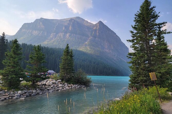 Explore Moraine Lake, Banff, Lake Louise & Minnewanka - The Castle Mountain viewpoint and the short-drive crystal-clear lake