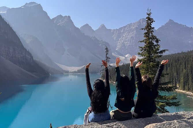 Explore Moraine Lake, Banff, Lake Louise & Minnewanka - Pickup in Calgary or Canmore without losing the morning