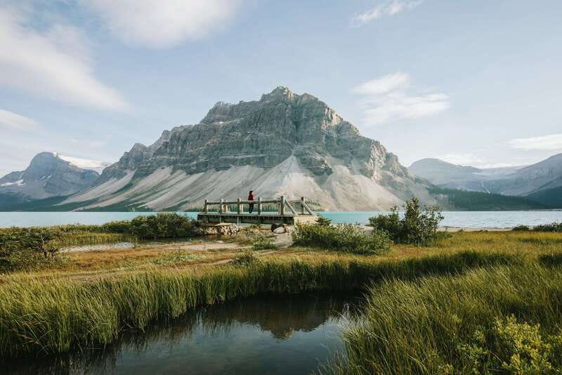 From Banff: Columbia Icefield Tour with Glacier Skywalk - Columbia Icefield Skywalk: the Sunwapta Valley cliff moment