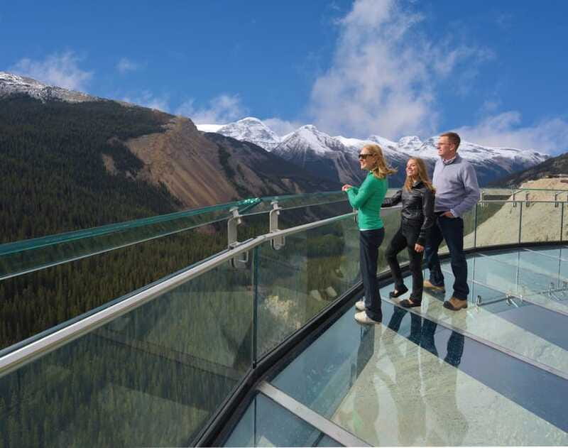 From Banff/Lake Louise: 1-Way Sightseeing Tour to Jasper - Icefields Parkway stops: where the scenery changes every few minutes