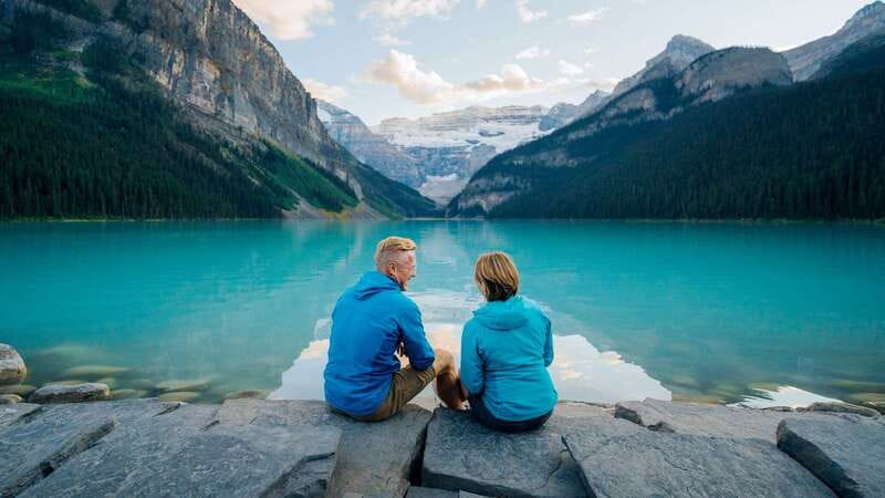 From Banff: Louise & Moraine Lake Guided Hiking Day Trip - Key things that make this trip worth your time