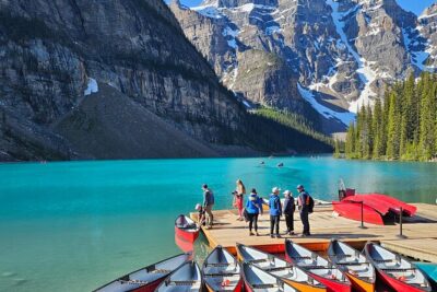 From Banff: Moraine Lake and Lake Louise Half Day Tour - Lake Louise: Timing Your Walks and Finding Your View
