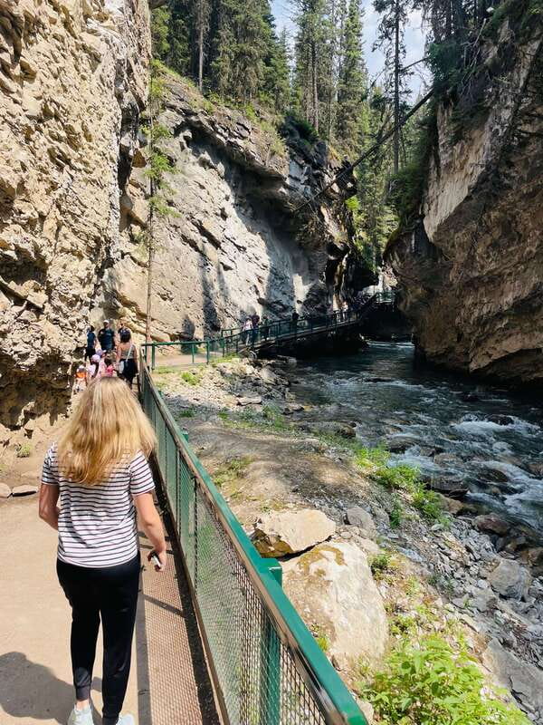 From Calgary: Banff, Moraine Lake and Lake Louise Tour - Bow Falls and Banff Viewpoint: How to Get the Best Photos Without Stress