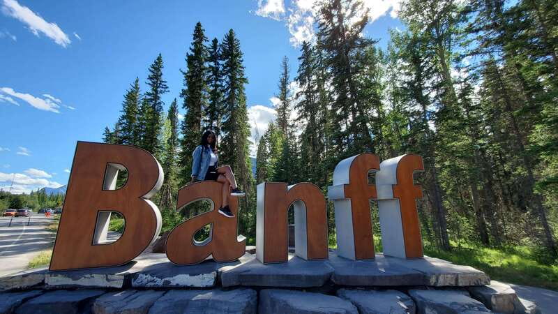From Calgary/Canmore: Banff National Park Premium Day Trip - Packing for Winter Banff: Small Moves, Big Comfort