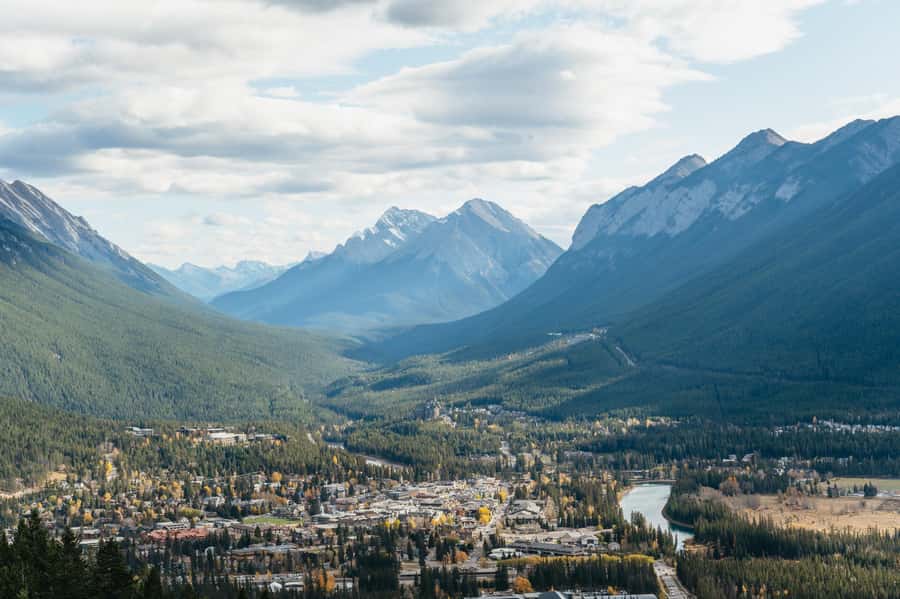 From Calgary: Private Banff National Park Day Trip - Why a private Calgary-to-Banff day trip feels like better value than it looks