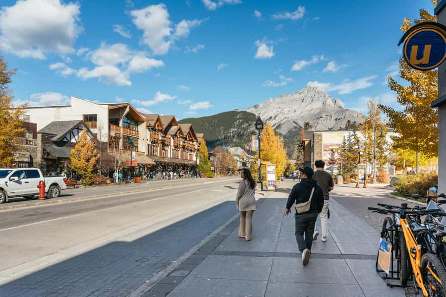 From Calgary: Private Banff National Park Day Trip - Lake Louise and Moraine Lake: what you’re paying for in the Canadian Rockies