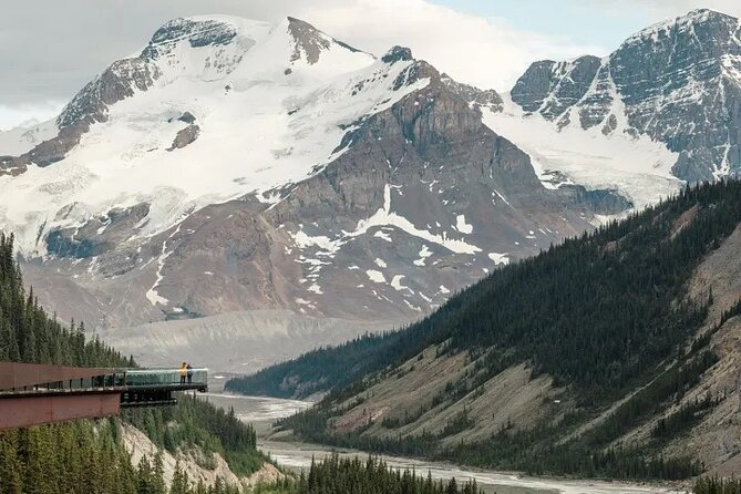 Glacier Adventure on the Icefields Parkway Hidden Gems Skywalk - Columbia Icefield Skywalk: the glass floor moment over the Sunwapta Valley