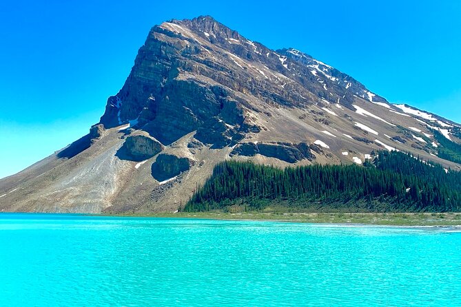Lake Louise, Moraine Lake and the Icefields Parkway Full-Day Tour - Crowfoot Glacier: fast stop, big visuals if you time it right