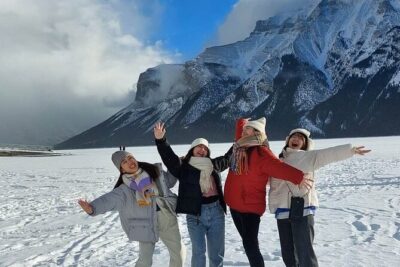 Lake Louise, Moraine Lake, Banff Tour from Calgary/Canmore/Banff - Small-group comfort: the “not a bus tour” advantage