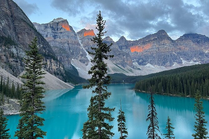 Lake Louise Moraine Lake Johnston Canyon 1.5h Half Day Tour - Johnston Canyon in winter: why it’s a great swap for Moraine