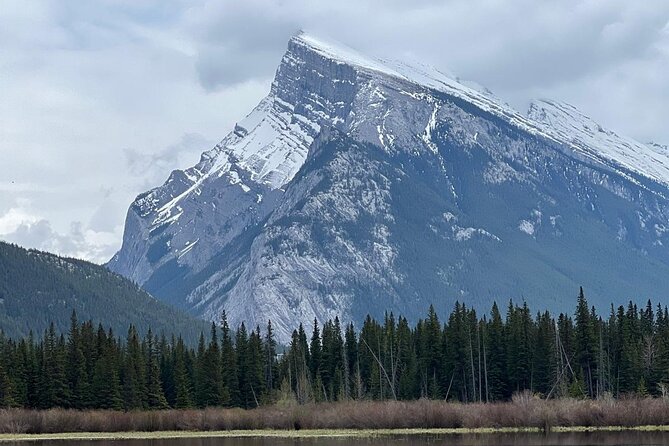 Lake Louise, Moraine Lake, Peyto Lake, Crowfoot, Johnston Canyon - What makes the day feel smooth (when traffic behaves)