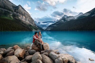 Lake Louise,Moraine Lake,Yoho NP,Johnston Canyon & BanffTour - Lake Louise: glacial color and quick-photo strategy