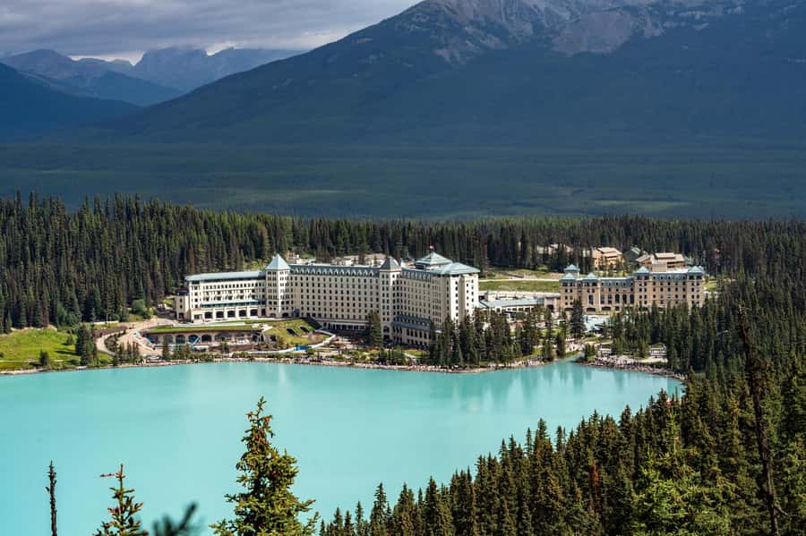 Lakes Moraine, Louise, Emerald, Johnston Canyon & Yoho Tour - Banff and Yoho in One Day: Why This Loop Works