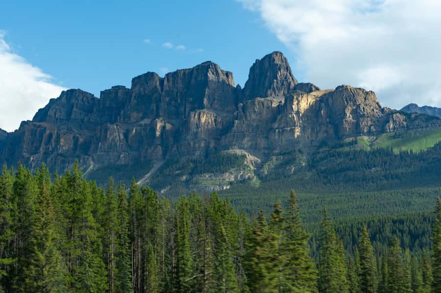Lakes Moraine, Louise, Emerald, Johnston Canyon & Yoho Tour - What the Tour Costs ($61) and What That Means for Value
