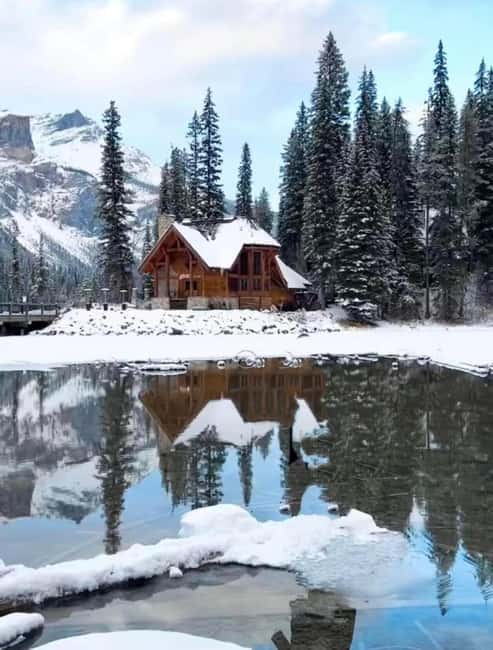 Louise Louise, Banff Gondola, Minnewanka & Emerald Lakes - Two Jack Lake: A Calm Break in Banff National Park