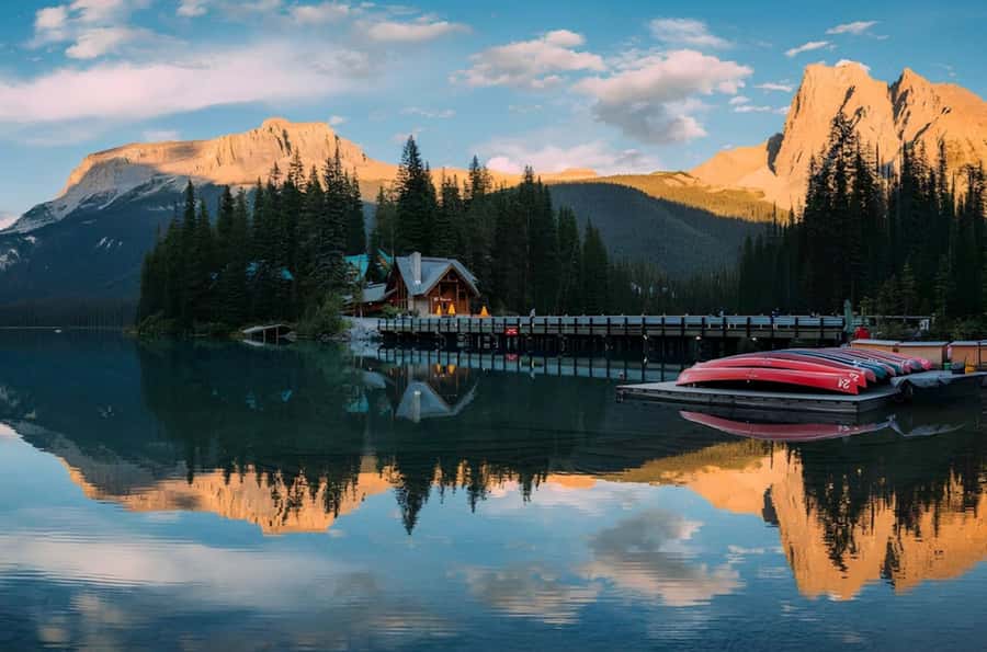 Louise, Moraine/Bow, Emerald, Peyto- 4 Lake Tour - Peyto Lake: why the blue happens