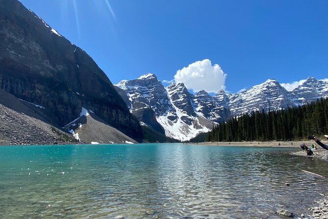 Moraine Lake Lake Louise Emerald Lake Banff Town & Natural Bridge - What the guides do well (and what to expect on a shared bus)