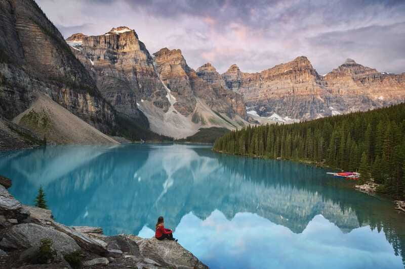 Moraine Lake: Lake Louise & Yoho & Moraine Lake Day Tour - Moraine Lake in Ten Peaks Valley: The Seasonal Star Stop