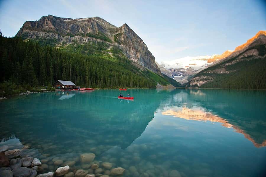 Moraine Lake Louise Emerald Johnston Canyon Banff Yoho Tour - Key points at a glance