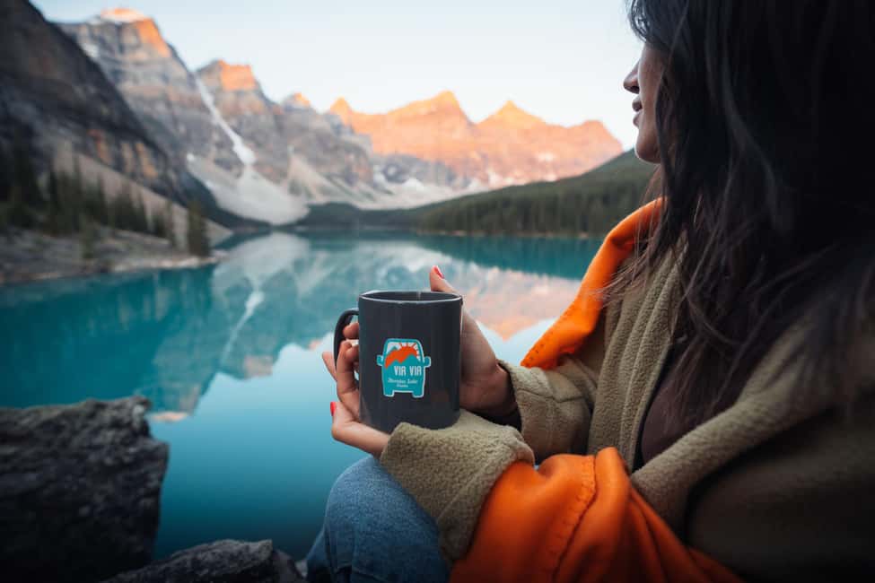 Moraine Lake Sunrise: Premium Tour from Canmore & Banff - What to bring so you’re comfortable in real mountain dawn