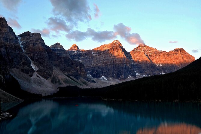 Moraine Lake Sunrise(2.5hrs)&Lake Louise(2hrs) from Canmore/Banff - Stop 1: Moraine Lake sunrise, hot drinks, headlamps, and the Rockpile route