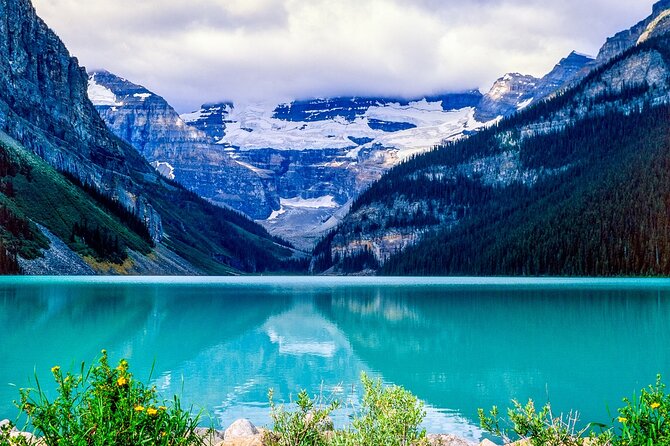 Morning Tour at Moraine Lake(2hrs) & Lake Louise(2hrs) - What to bring and how to handle weather and crowd reality